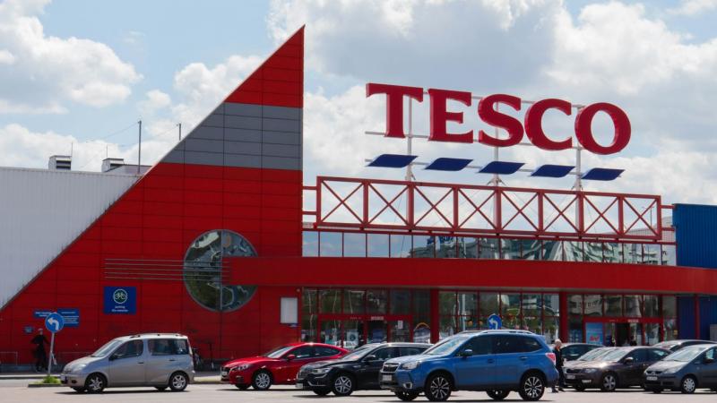 Óriási felháborodás övezi a Tesco működését, a vásárlók nem titkolják csalódottságukat.