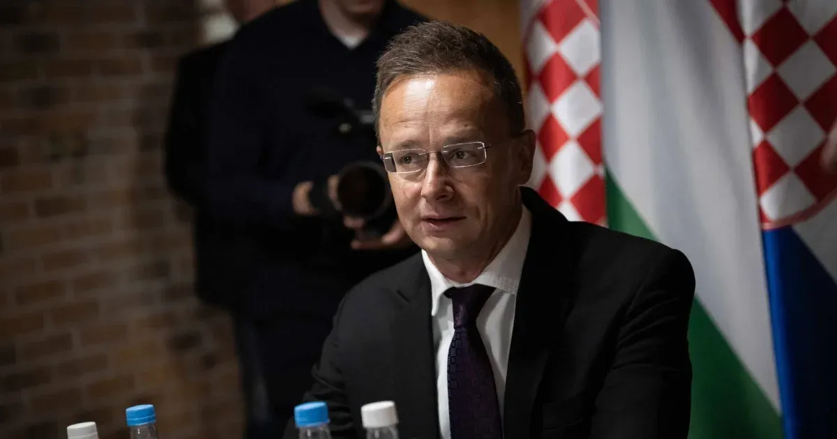 Szijjártó Péter véleménye szerint a Zelenszkij-interjú súlyos Magyarország-ellenes propagandát képvisel.